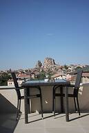 El Nazar Stone Suite