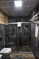 El Nazar Stone Suite