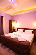 El Nazar Stone Suite