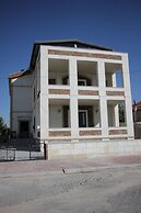 El Nazar Stone Suite