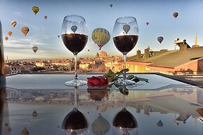 El Nazar Stone Suite