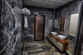 El Nazar Stone Suite