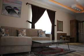 El Nazar Stone Suite