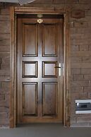 El Nazar Stone Suite