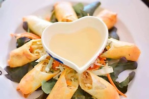 Chill Inn Beach Cafe & Hostel