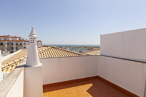 B28 - Stylish Typical House by DreamAlgarve