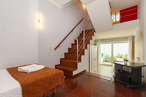B28 - Stylish Typical House by DreamAlgarve