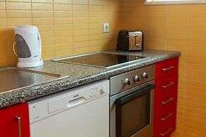 B28 - Stylish Typical House by DreamAlgarve