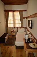 Cifte Konak Butik Otel