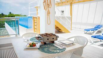 Hotel Capriccio Mare y Restaurante