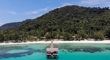 Bayu Lestari Island Resort