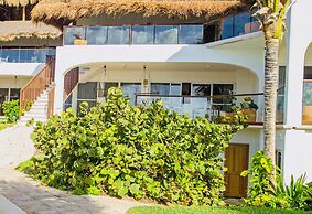 Las Villas Akumal 3B-12 by SkyRun