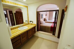 Las Villas Akumal 3B-12 by SkyRun