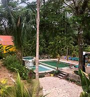 Cabuya Lodge
