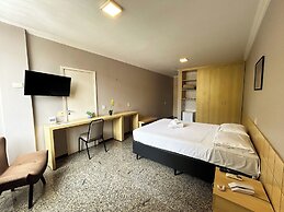 Hotel Diplomat by Bsb Inn