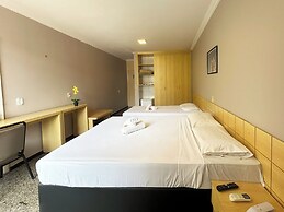 Hotel Diplomat by Bsb Inn