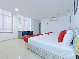 OYO 90494 Sam Huat Hotel