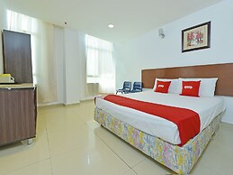OYO 90494 Sam Huat Hotel