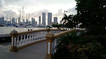 Hotel Puerto de Manga