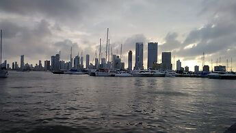 Hotel Puerto de Manga