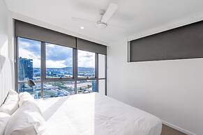 Hope Street Apartments by CLLIX