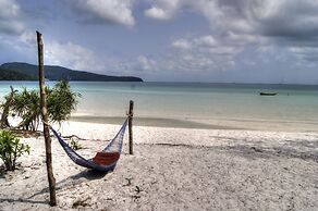 GreenBlue Beach Bungalow Resort