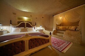 Maya Cave Hotel