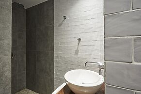 Cozy and Bright Apartment in Kolonaki