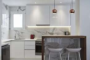 Cozy and Bright Apartment in Kolonaki