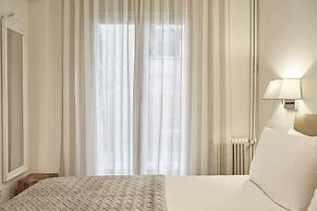 Cozy and Bright Apartment in Kolonaki