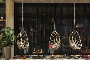 Moxy Duesseldorf South