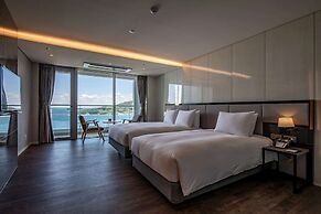 Ramada Suites by Wyndham Geoje