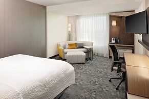 Courtyard by Marriott Dallas Downtown/Reunion District