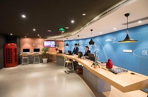 ibis Luoyang Baolong Square Hotel