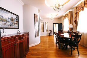Imperial Club Delux