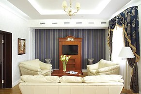 Imperial Club Delux