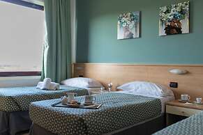 Hotel Ayri