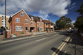 Imperial Court by Viridian Apartments