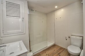 Big Apartment Caprabo