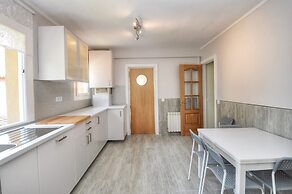 Big Apartment Caprabo