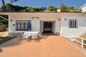 Villa Canyelles Natalie