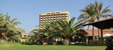 Jiyeh Marina Resort Hotel & Chalets
