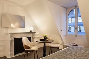 La Clef Champs-Élysées Paris by The Crest Collection