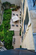 La Clef Champs-Élysées Paris by The Crest Collection