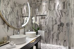 La Clef Champs-Élysées Paris by The Crest Collection