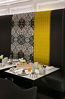 La Clef Champs-Élysées Paris by The Crest Collection