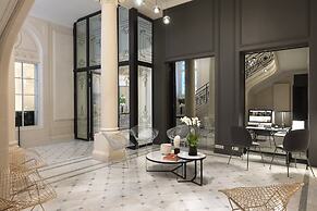 La Clef Champs-Élysées Paris by The Crest Collection