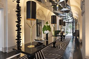 La Clef Champs-Élysées Paris by The Crest Collection