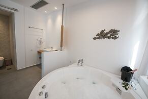 Natura Luxury Boutique Hotel Skopelos