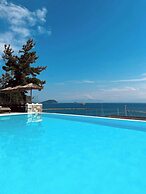 Natura Luxury Boutique Hotel Skopelos